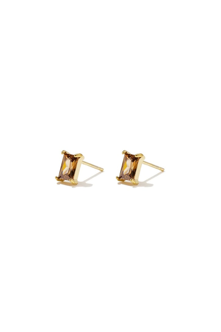 Juni Studs