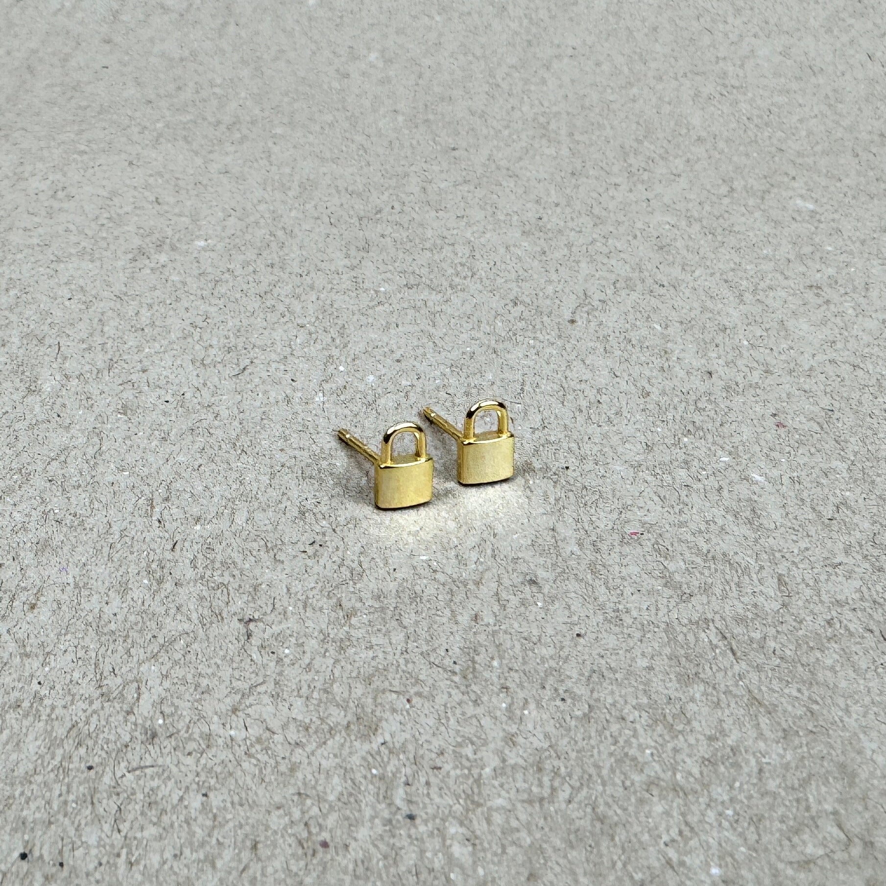 Padlock Studs