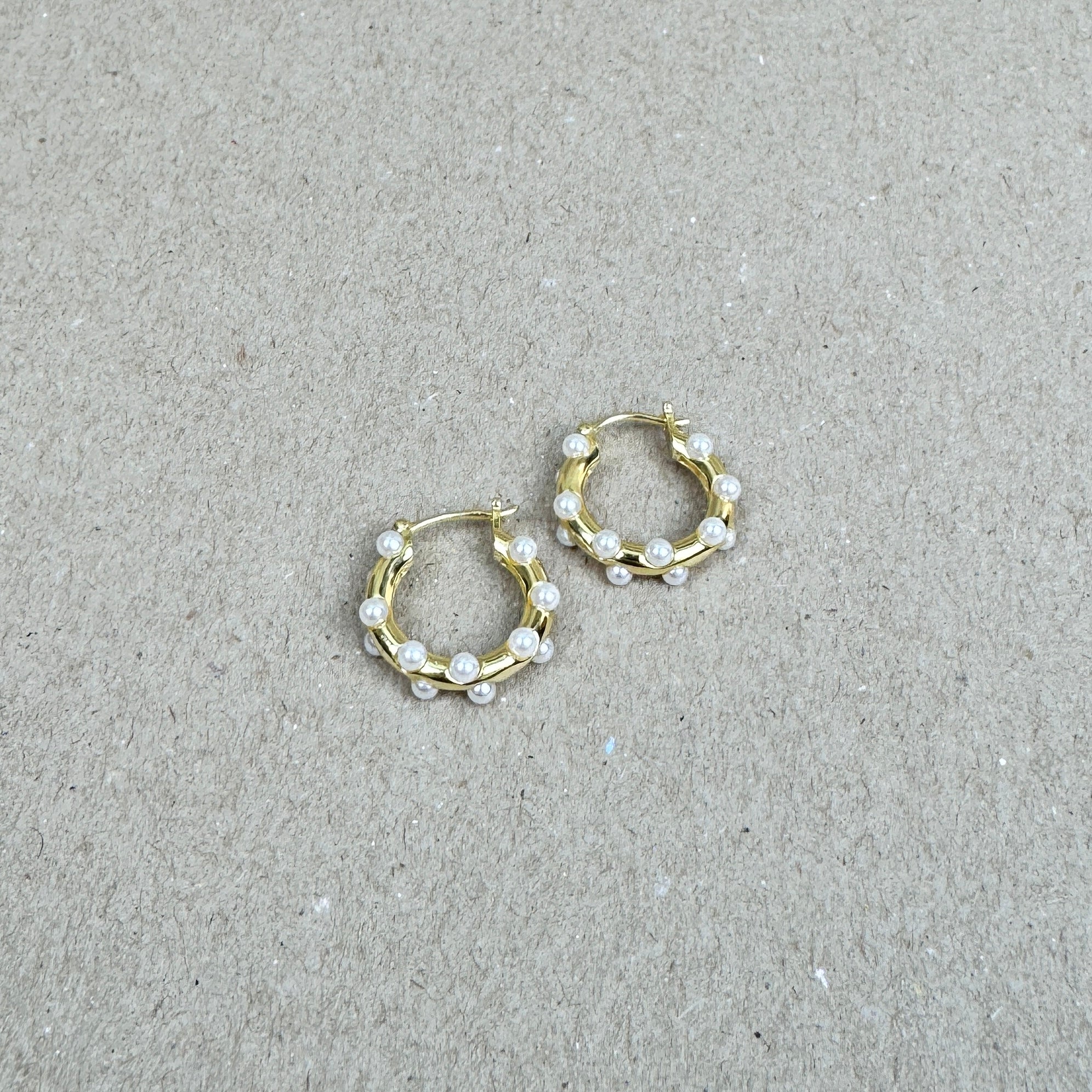 Pearl Hoops "Lola"