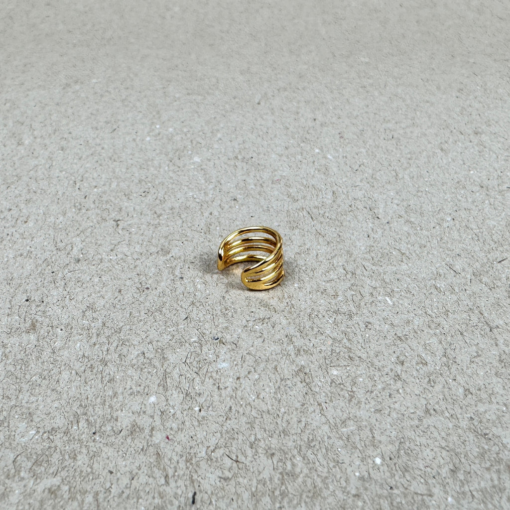 Ripe Ear Cuff