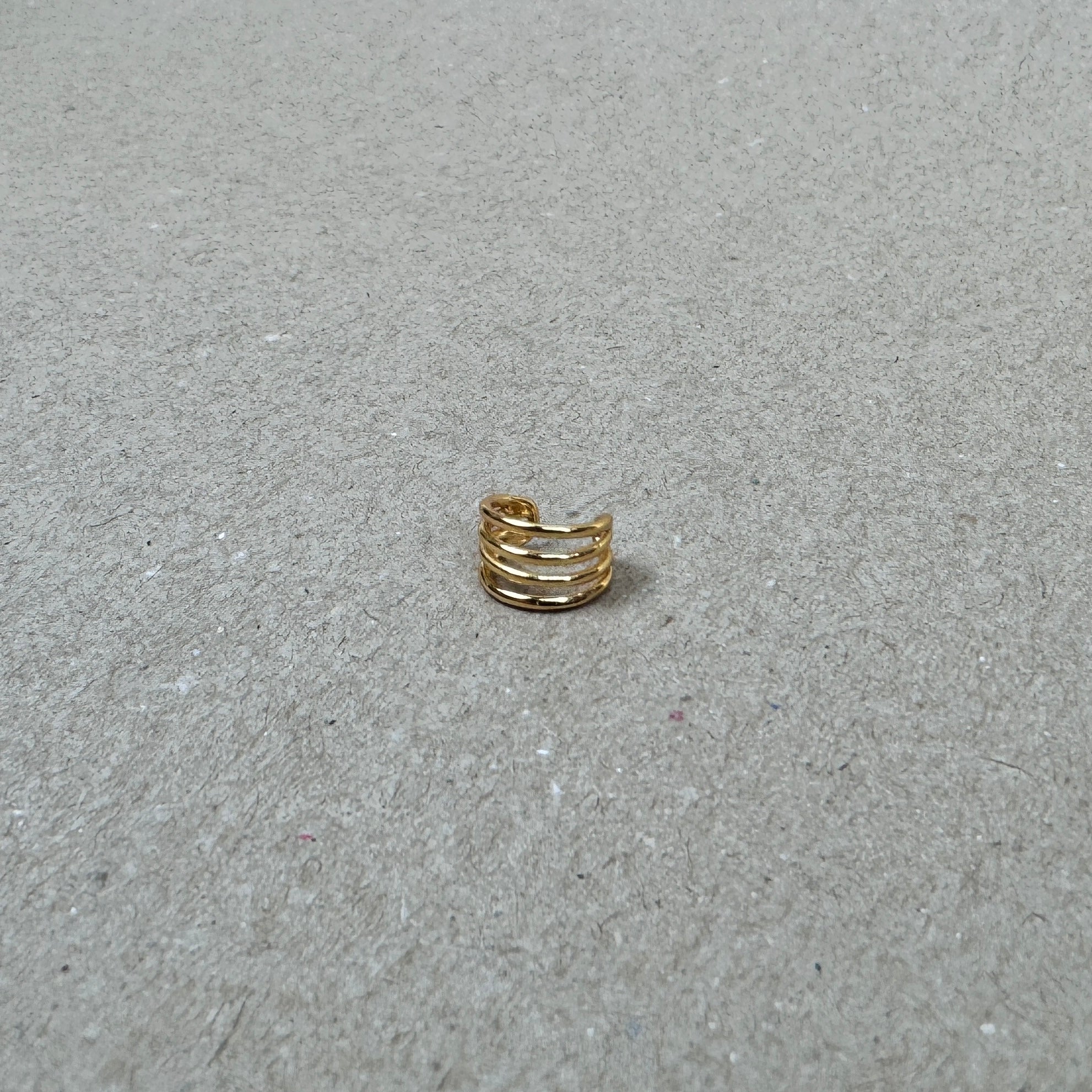 Ripe Ear Cuff