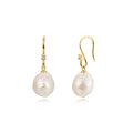 Sweet Pearl Earrigs