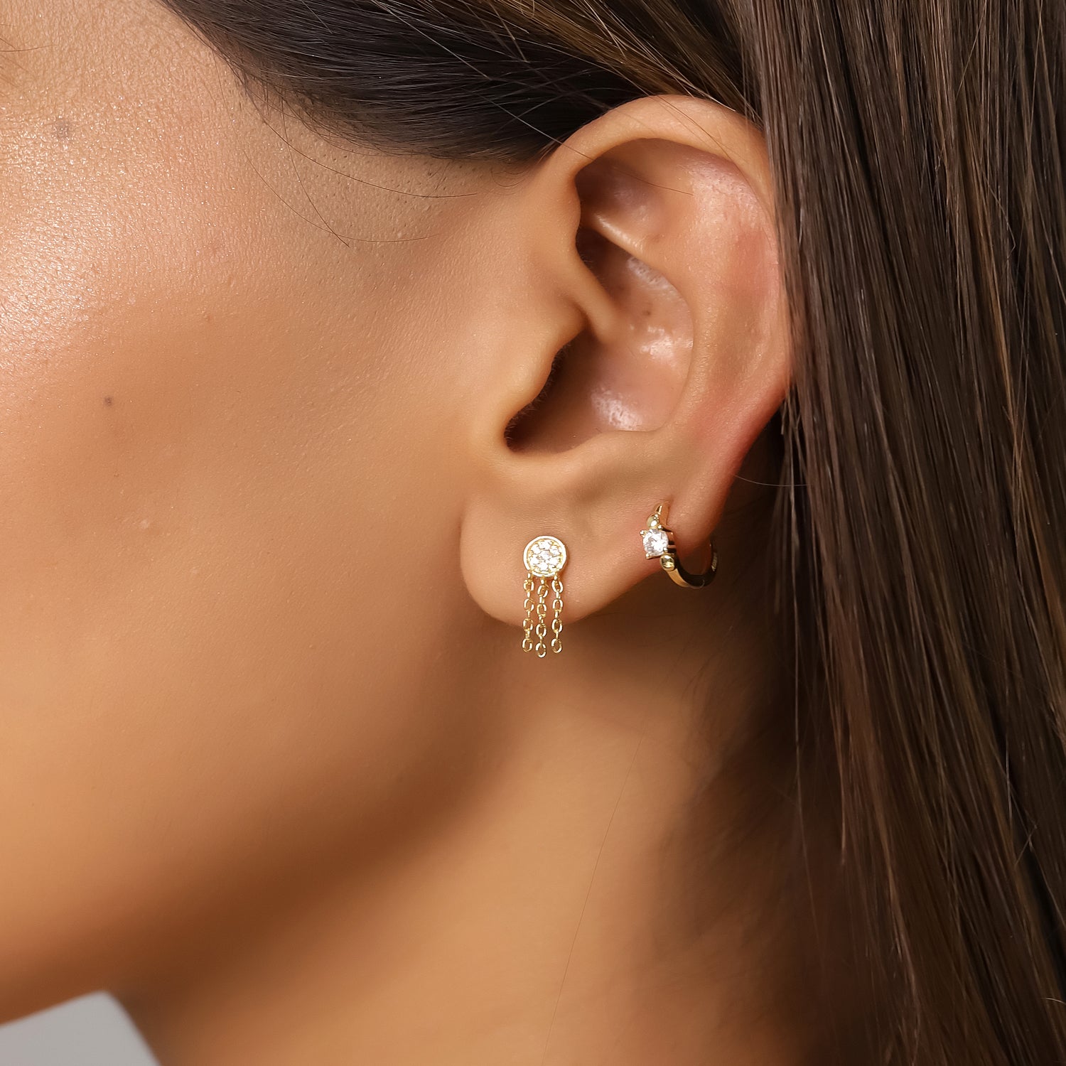 Round Studs