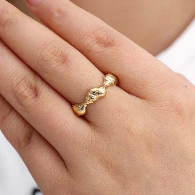 Croissant Ring